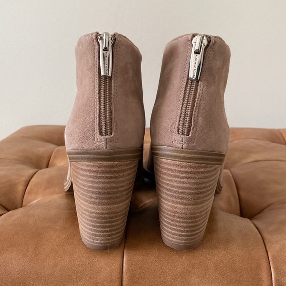 Vince Camuto Ginsel Booties - Picture 4 of 6